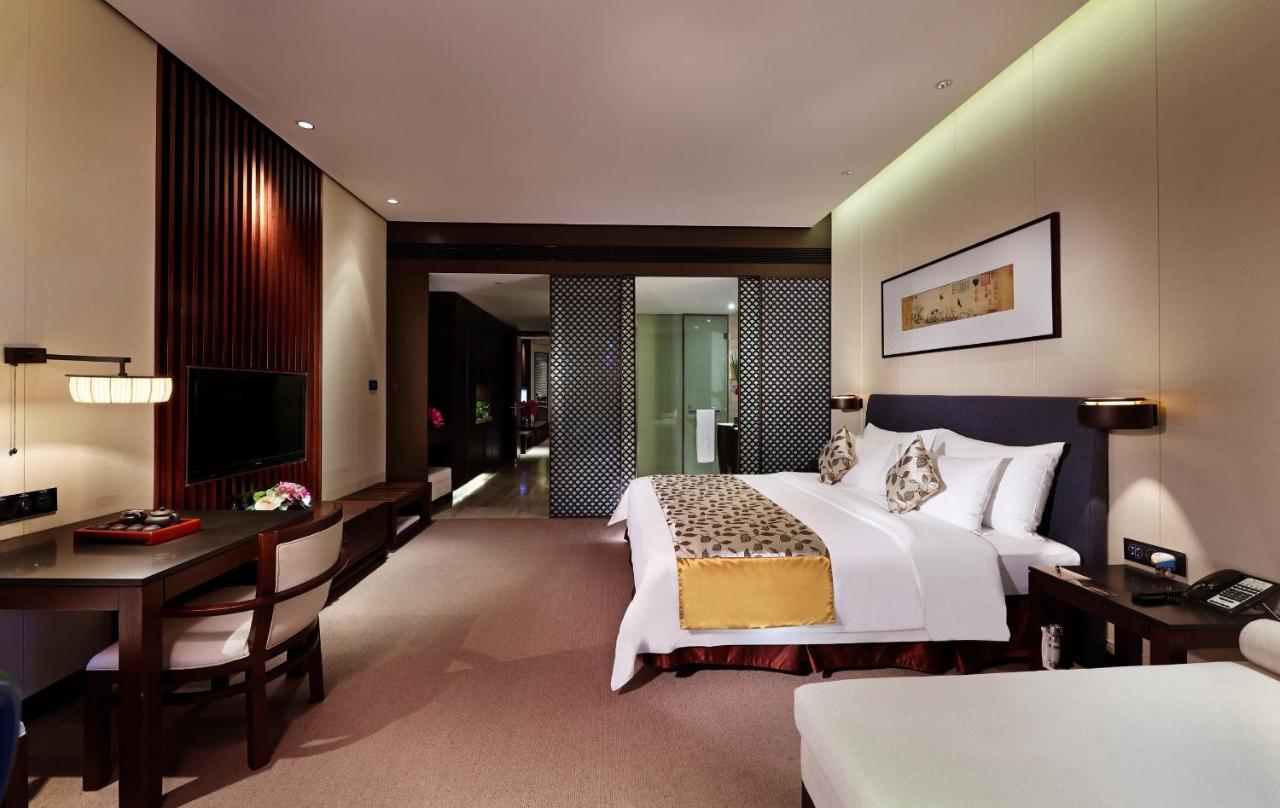 Shenzhen Castle Hotel Bagian luar foto