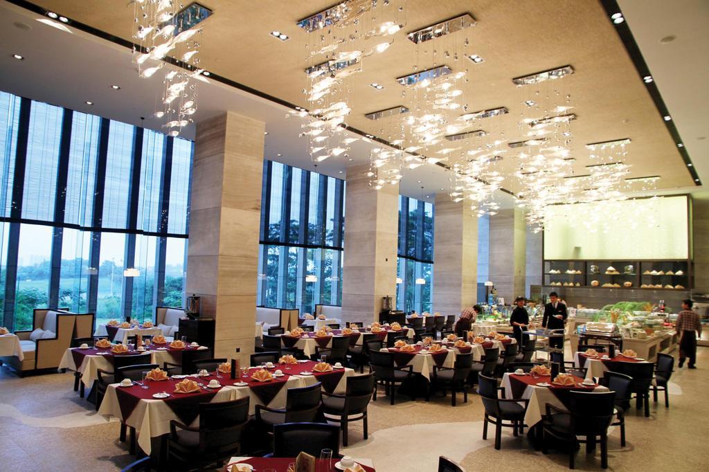 Shenzhen Castle Hotel Bagian luar foto